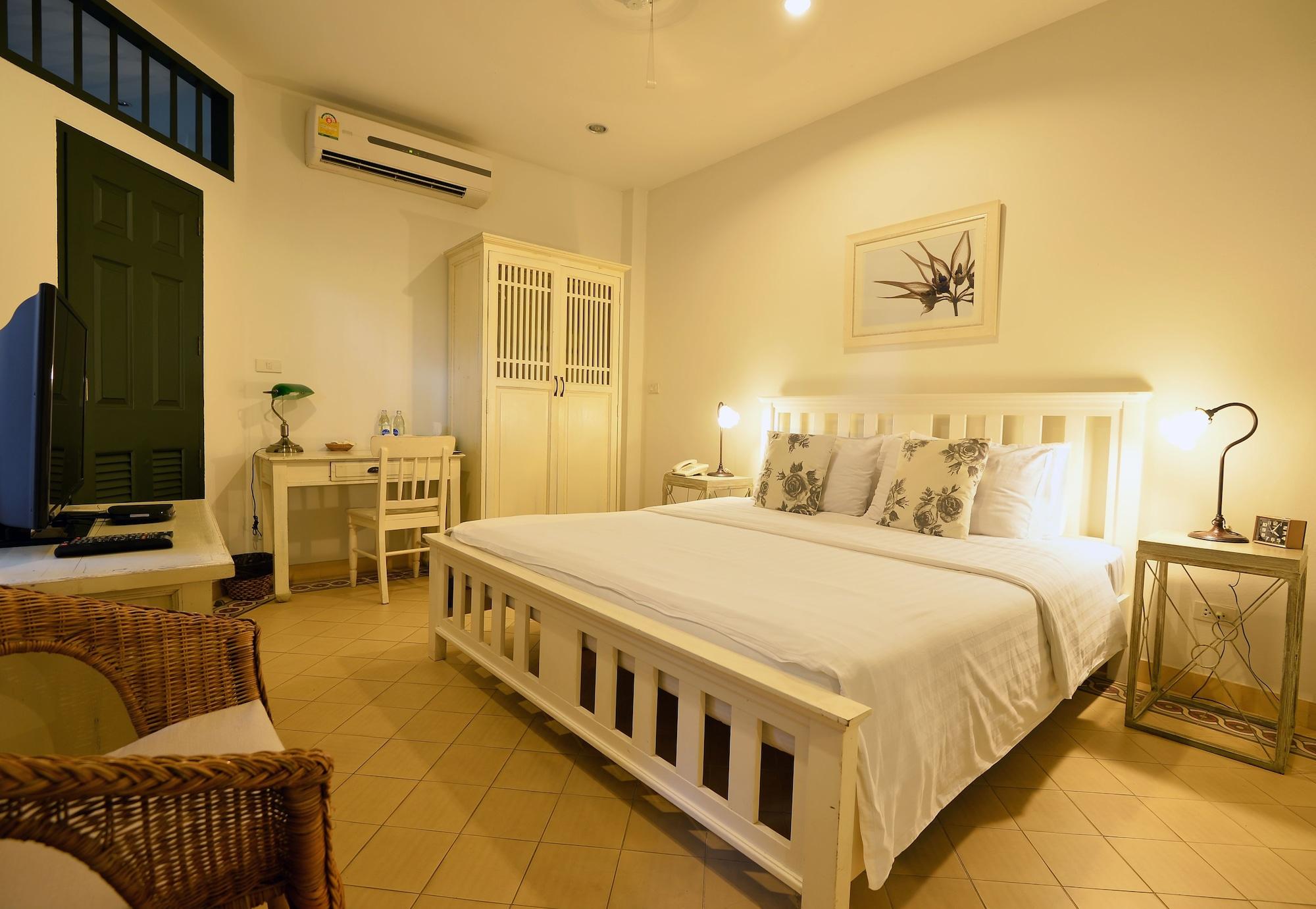 Baan Pra Nond Bed & Breakfast Bangkok Bagian luar foto