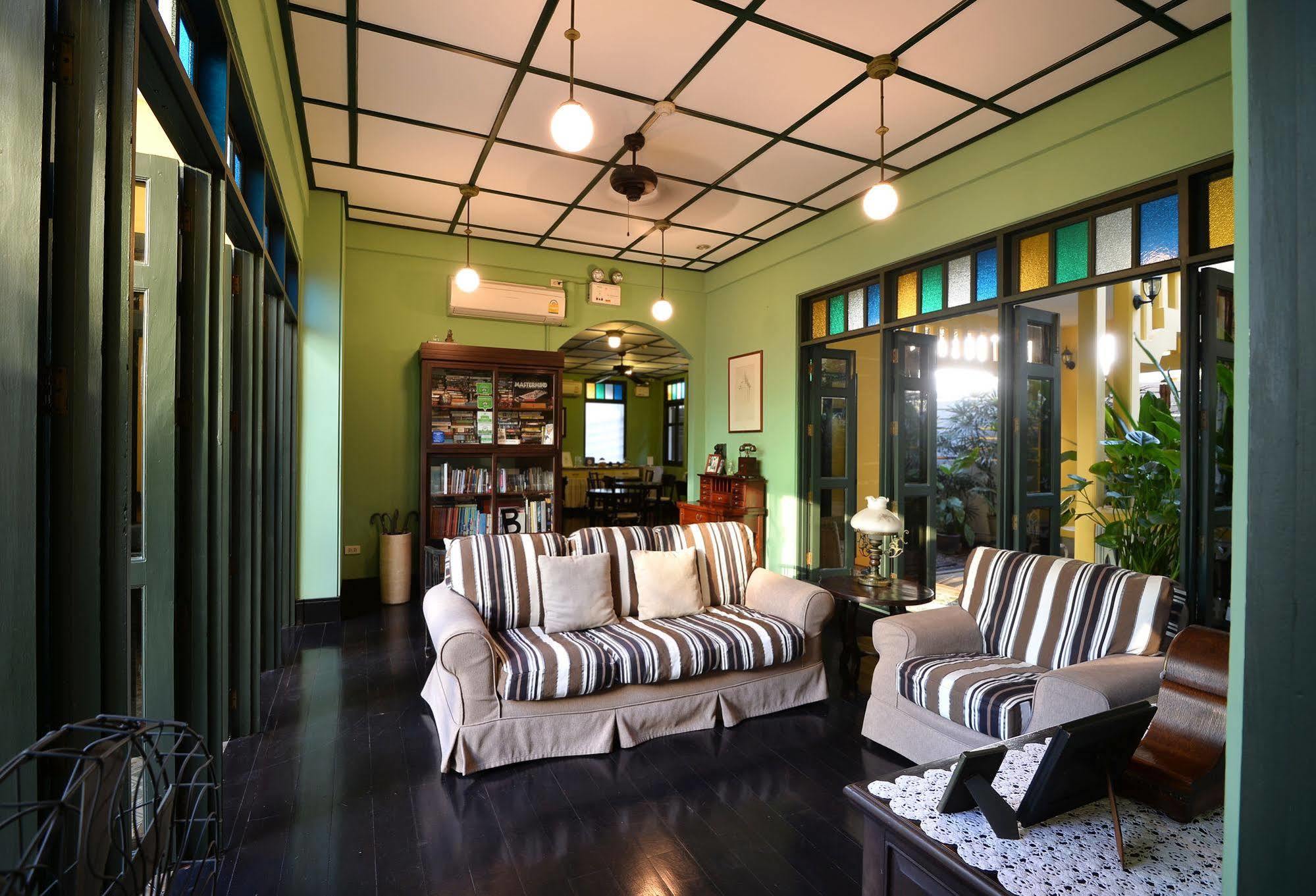 Baan Pra Nond Bed & Breakfast Bangkok Bagian luar foto