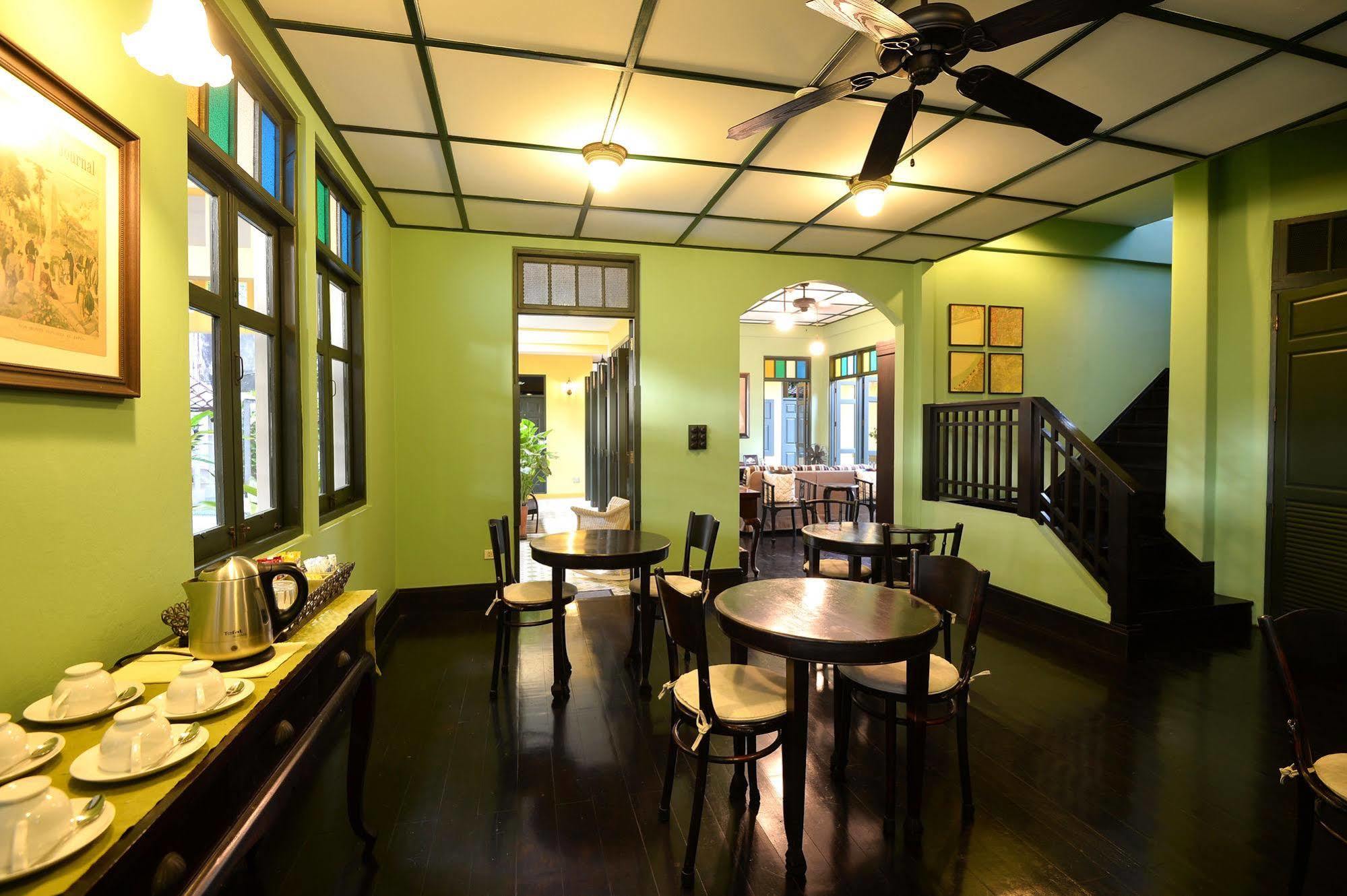 Baan Pra Nond Bed & Breakfast Bangkok Bagian luar foto